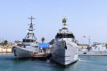 Jamaica Coastguard Damen SPa4207 FCS5009 JDF