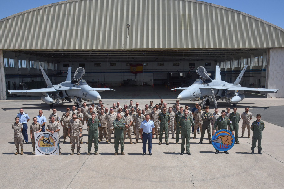 Despliegue f18 en grecia
