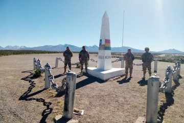 Bolivia Ejercito Frontera Chile MDB