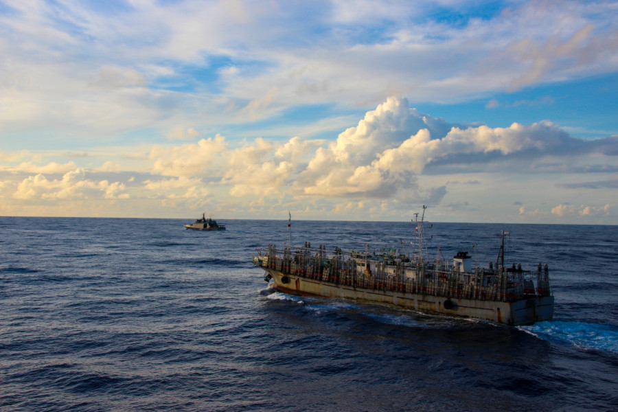 Patrullero oceánico en labores de fiscalización Foto Armada de Chile