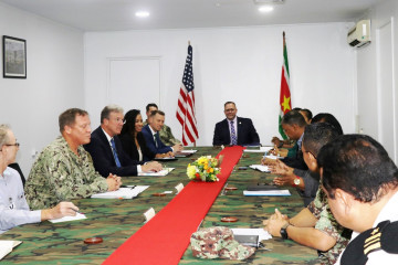 Surinam Defensa Asistencia EEUU US Embassy Suriname
