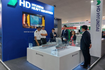 HyundaiHeavyIndustries standSitdef2023 may2023 PeterWatson 01 600px