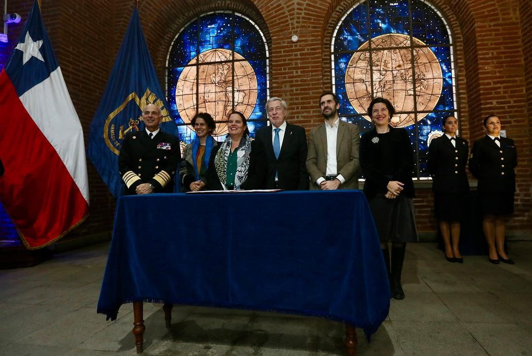 Firma del Programa Oceu00e1nico Nacional  Foto Ministerio de Defensa Nacional de Chile 004