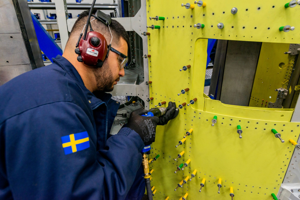 Estacao de trabalho fuselagem traseira Saab