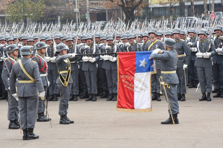 Juramento a la bandera 2023 de la Escuela de Suboficiales Foto Ejército de Chile