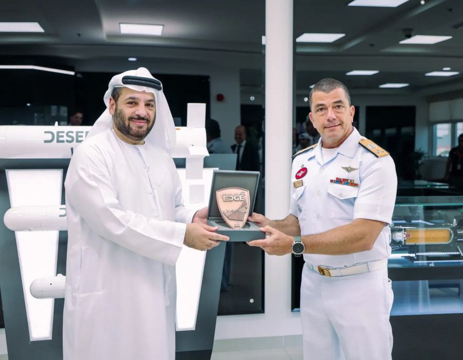 H.e faisal al bannai chairman of edge group and admiral rogerio ramos lage brazilian marine corps material commander