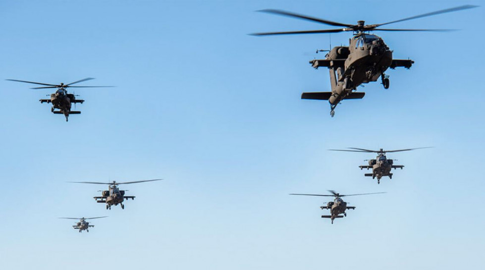 Helicópteros AH 64 Apache. Foto. Boeing