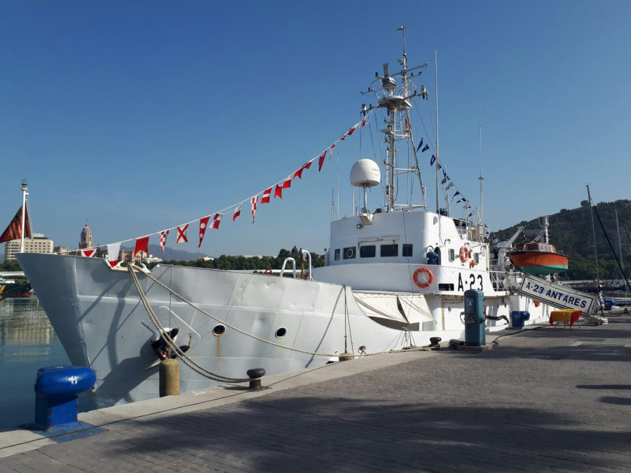 Buque hidrografico antares armada