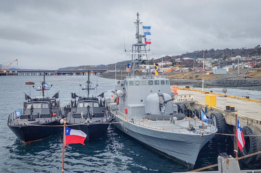 Las unidades argentinas que participan en Viekaren en Puerto Williams Foto Armada de Chile