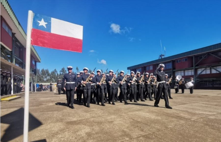 Ceremonia de término de período de instrucción básico de Infantes de Marina del Servicio Militar Foto Armada de Chile