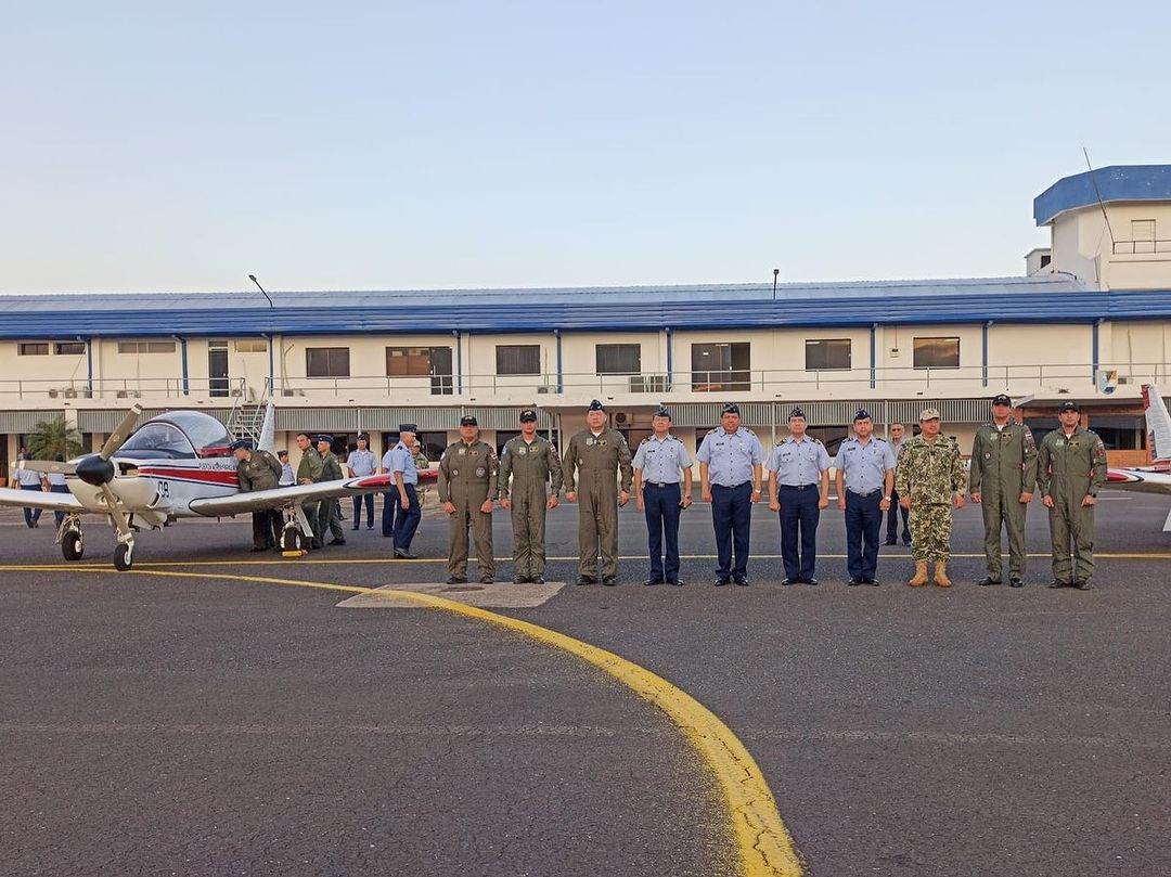 Ceremonia de recepciu00f3n de los primeros dos T 35 Pillan modernizados por Enaer Foto FAP 004