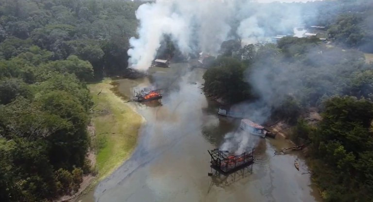 Rio madeira destruido4