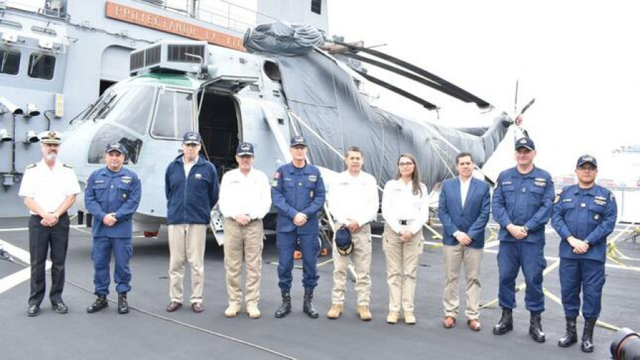 SeaKing ArribanBaseNavalCallao 09sep2023 DesdeEspana MGP 01