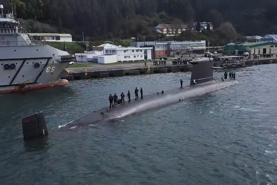 Zarpe del submarino SS 22 General Carrera desde Talcahuano Imagen Armada de Chile