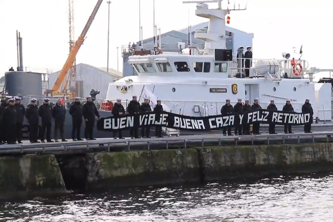 Cartel de despedida de dotaciones de la Fuerza de Submarinos al SS 22 General Carrera en su despliegue a DESI 2023 Imagen Armada de Chile