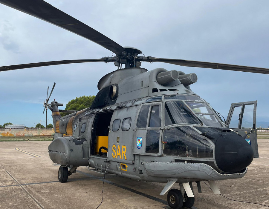 Super puma helicoptero baja II