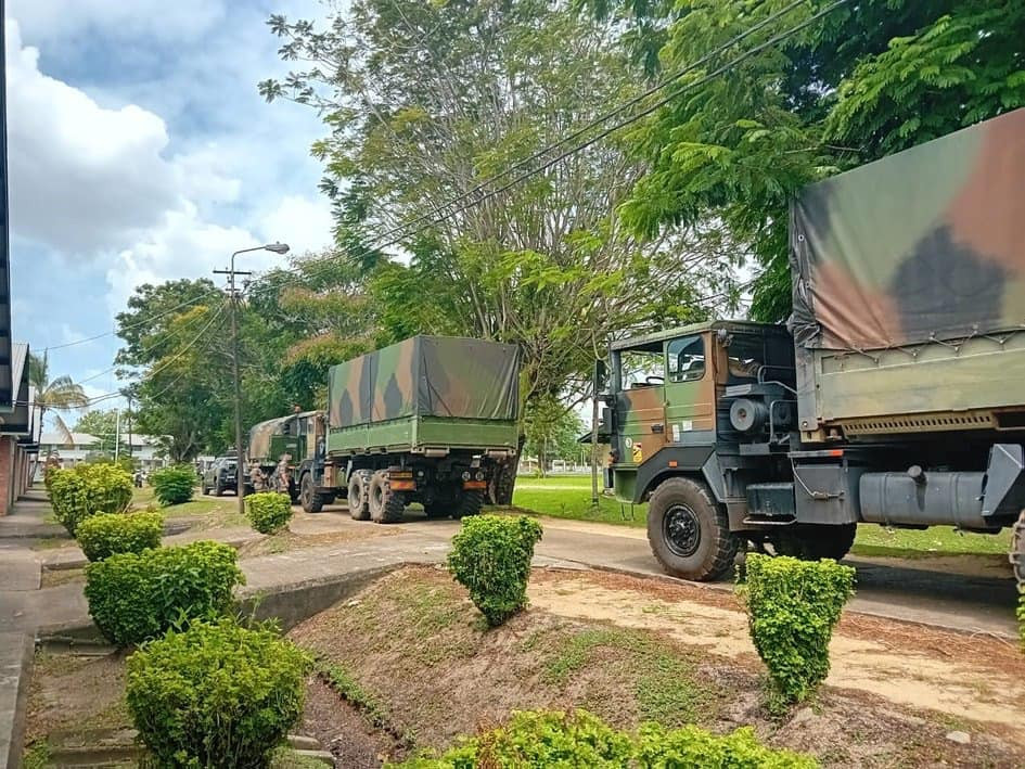 Surinam Defensa Francia coop MDS 1