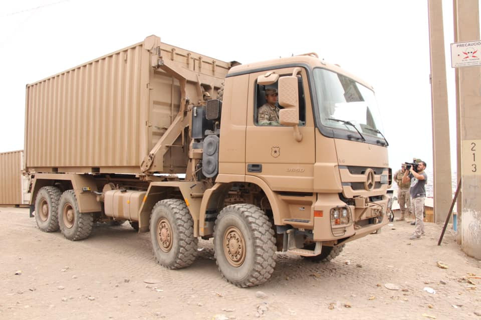 Camiu00f3n Mercedes Benz Actros 3650 del Regimiento Logu00edstico N 1 Tocopilla Foto Eju00e9rcito de Chile