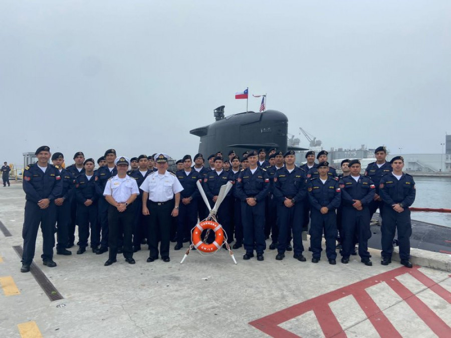 Visita del Comoper al submarino Carrera en la base naval Point Loma de San Diego en Estados Unidos Foto Armada de Chile