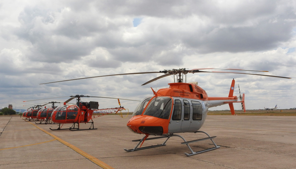 PRESENTACION NUEVO HELICOPTERO  BELL 407 PARA LA IV BRIGADA AÉREA (3)