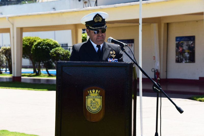 Capitu00e1n de fragata Jaime Schiaffino Firma Armada de Chile