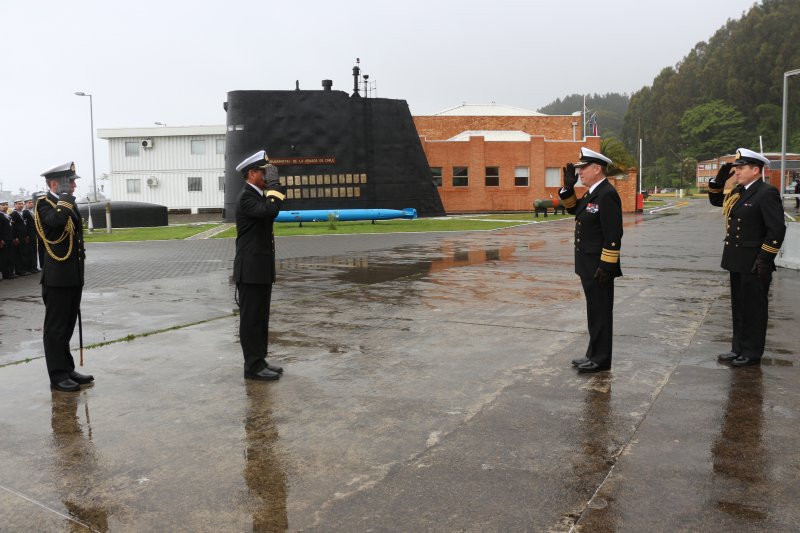 Cambio de mando en la Fuersub Firma Armada de Chile