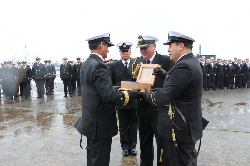 Cambio de mando en la Fuersub Firma Armada de Chile 004 (1)