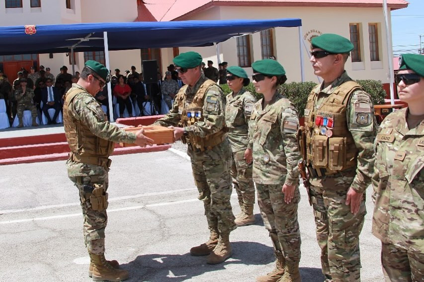 Cambio de mando en la Brigada Motorizada N1 Calama Firma Eju00e9rcito de Chile 002