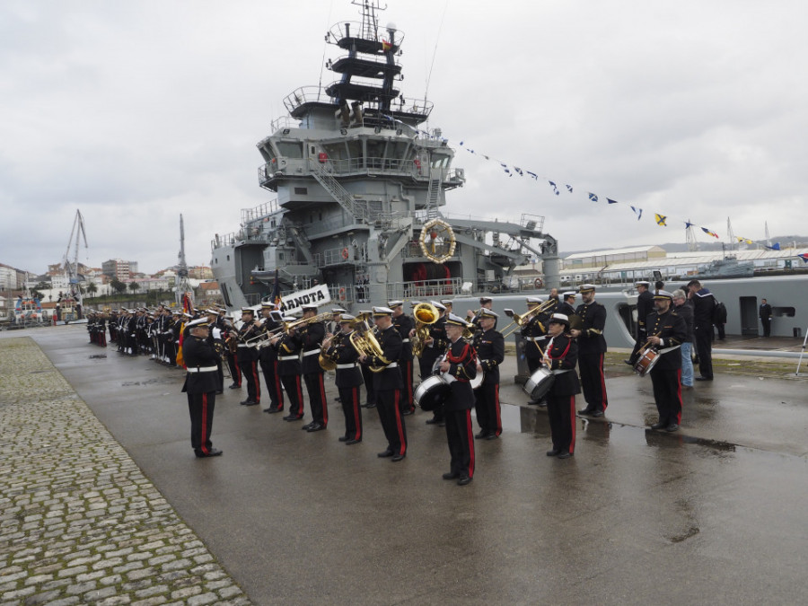 Entrega buque carnota armada