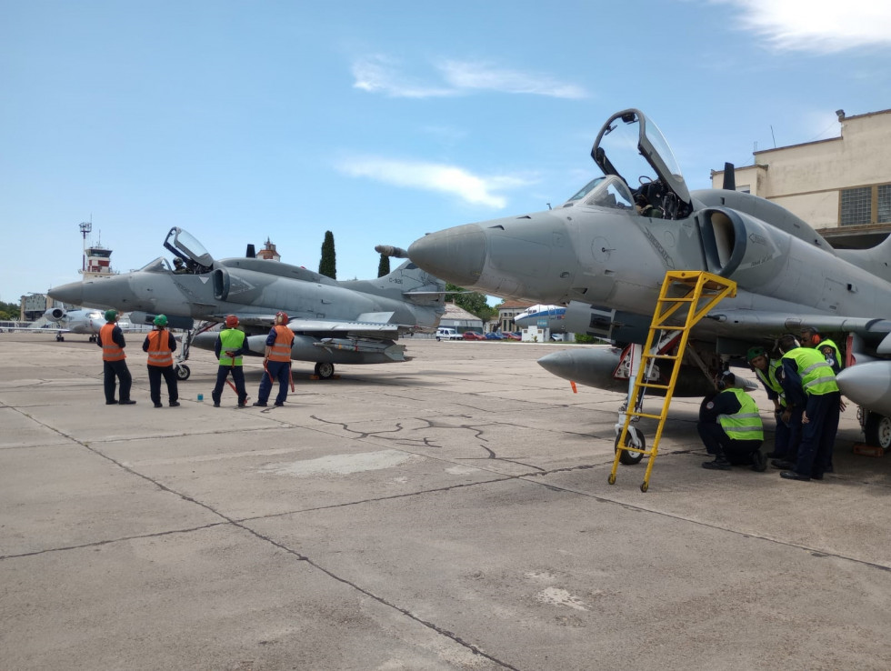 AVIONES A4 AR