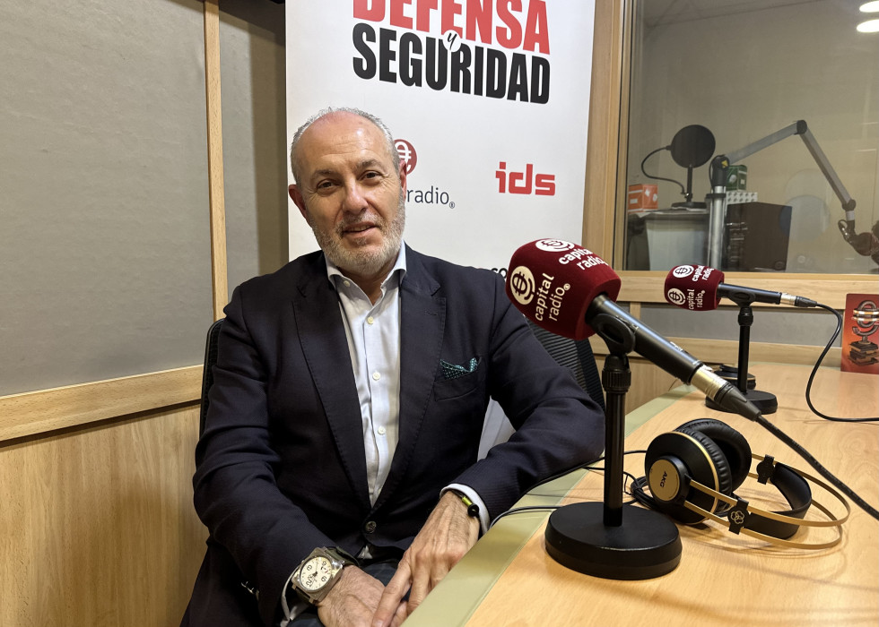 Modesto Martínez, senior manager para España de la Dirección de Desarrollo de Negocio de SBS, Santa  Bárbara Sistemas