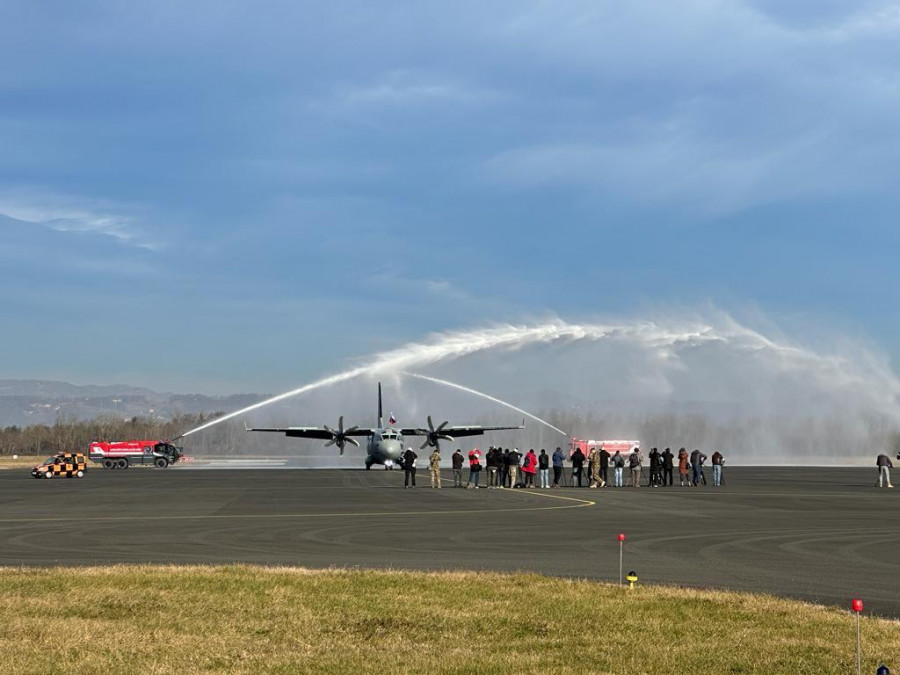 Entrega del primer avión C 27J Next Generation a Eslovenia. Foto. Leonardo