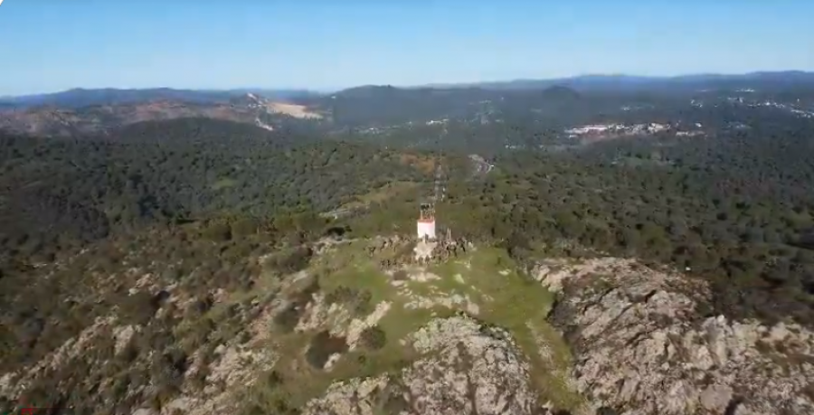 Vista aérea de Torre Árboles, el punto más alto de Cerro Muriano