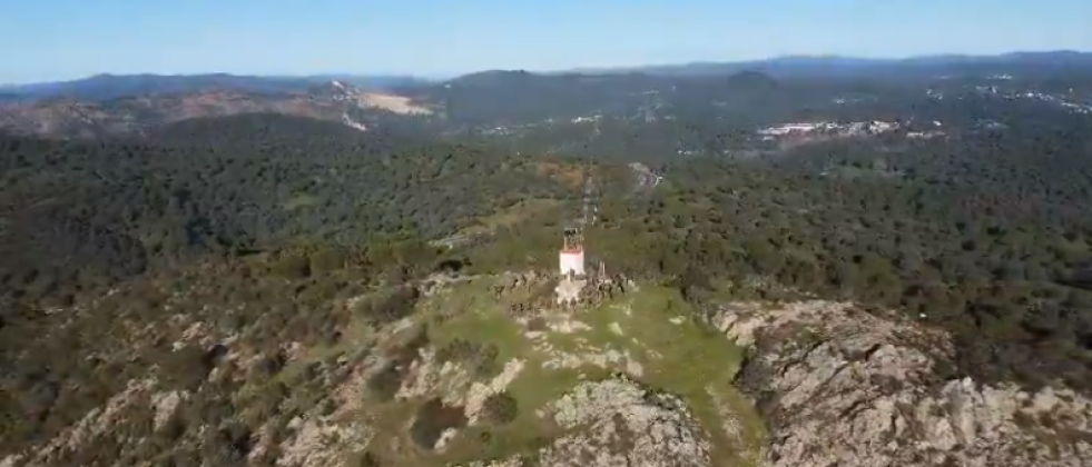 Vista aérea de Torre Árboles, el punto más alto de Cerro Muriano