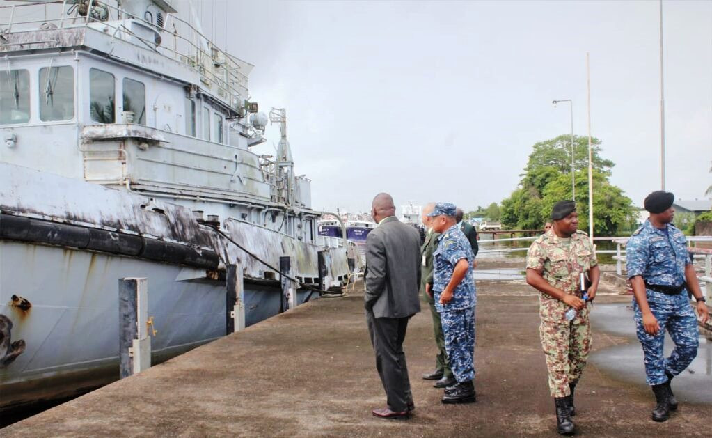 Surinam Marina BaseNavalLa Ressource MDS