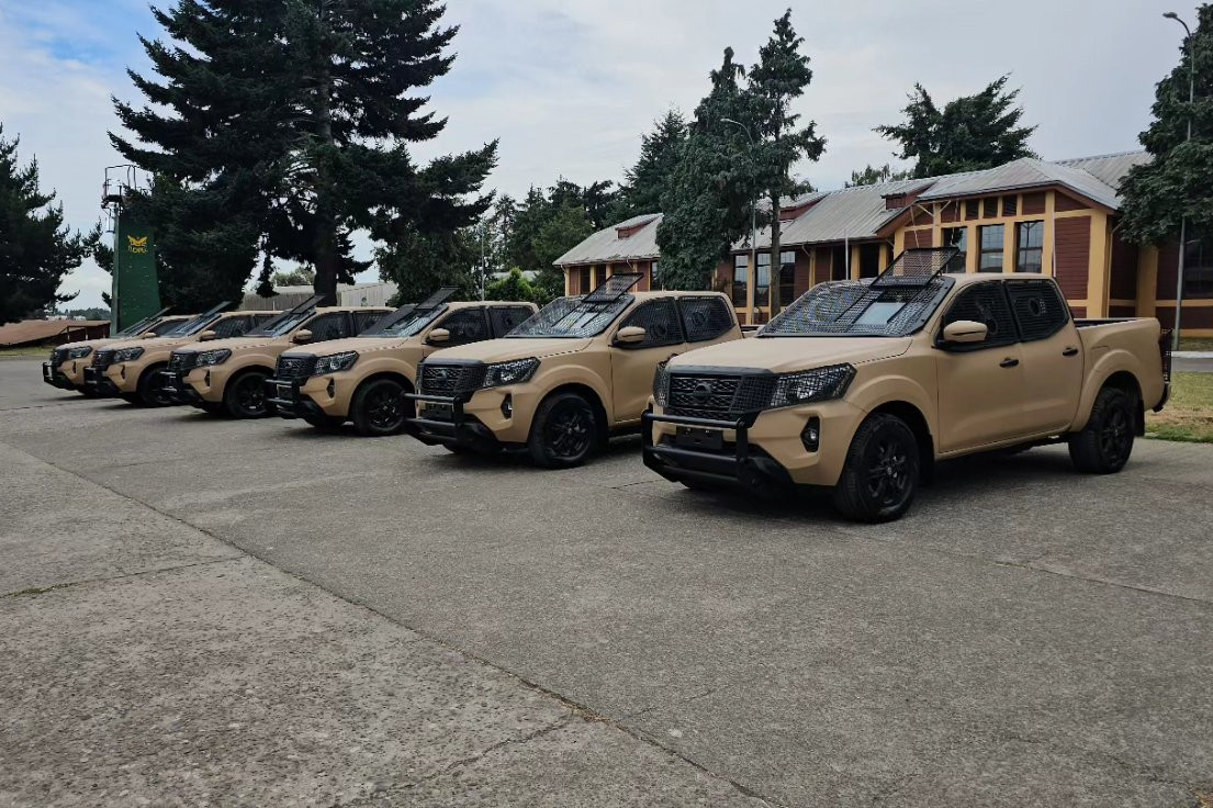 Las camionetas blindadas Nissan Navara 4x4 en las instalaciones del Destacamento de Montaña N°8 Tucapel en Temuco Firma JDN Araucanía