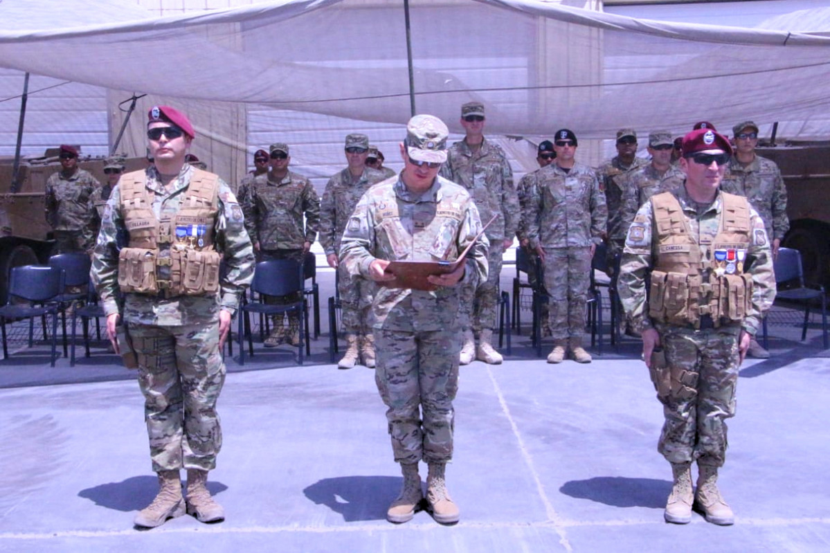 Lectura del decreto de nombramiento del mayor Cristian Canessa como nuevo comandante del Grupo de Tanques Guu00edas Firma VI Divisiu00f3n del Eju00e9rcito de Chile
