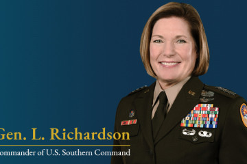 Gen Richardson visit 750x450 copy 2