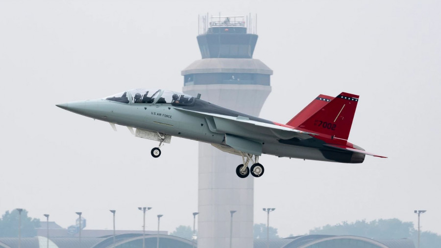 Avión entrendor T 7A Red Hawk. Foto. Boeing