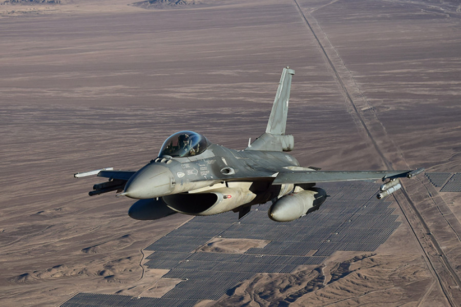 F 16 Block 50 en el ejercicio Salitre 2022 Firma FACh