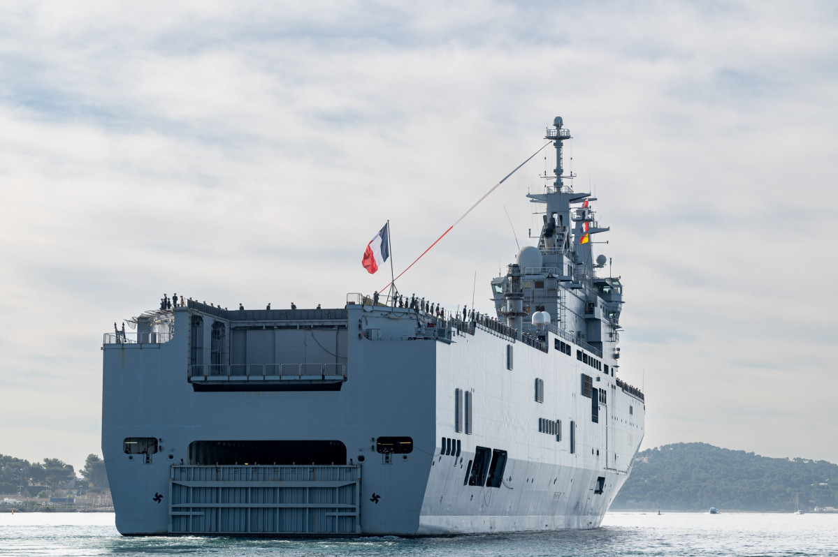 Francia MarineNationale Tonnerre (L9014) MN