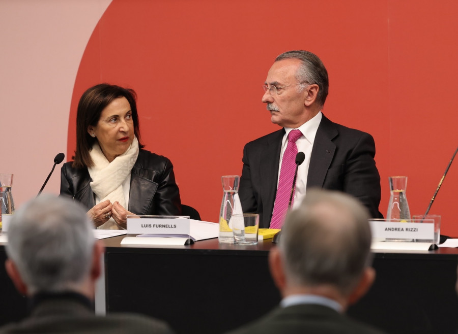 Robles y furnells de oesía foto ministerio de defensa