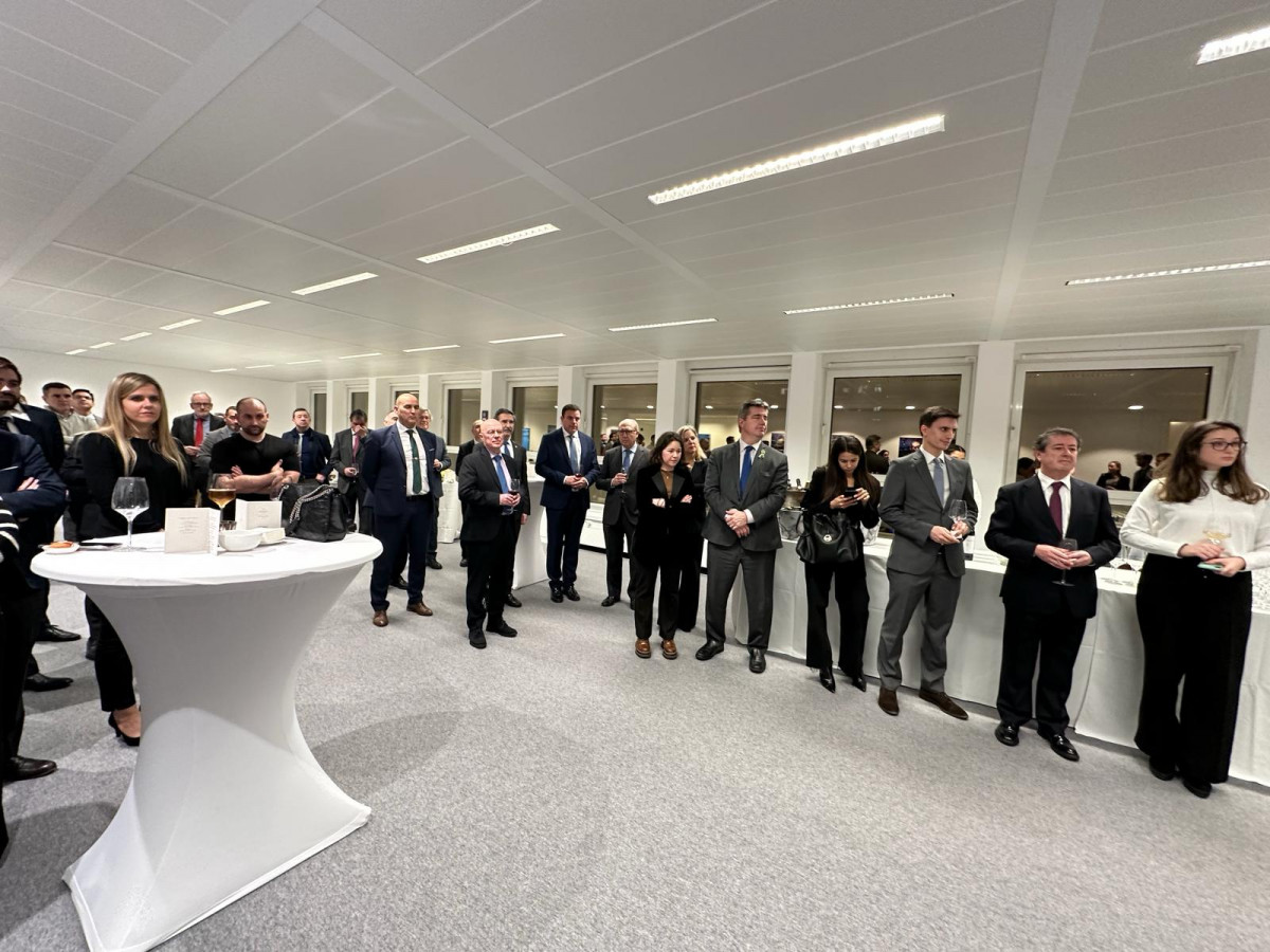  Inauguraciu00f3n oficina de Escribano en Bruselas Foto Escribano 1