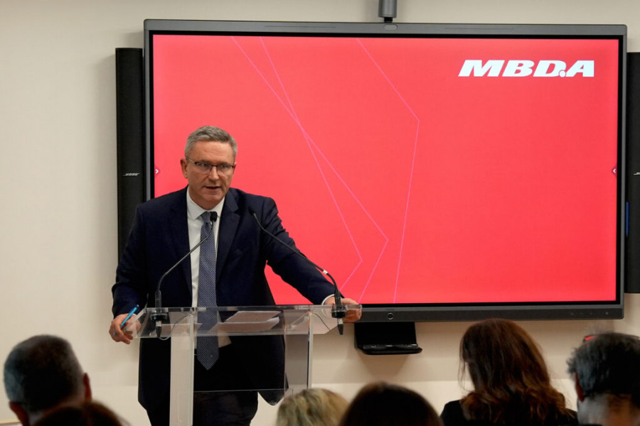 Eric Beranger, consejero delegado de MBDA comparece ante la prensa en marzo de 2024 (MBDA)