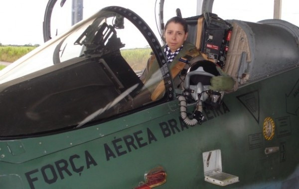 Piloto mulher 620