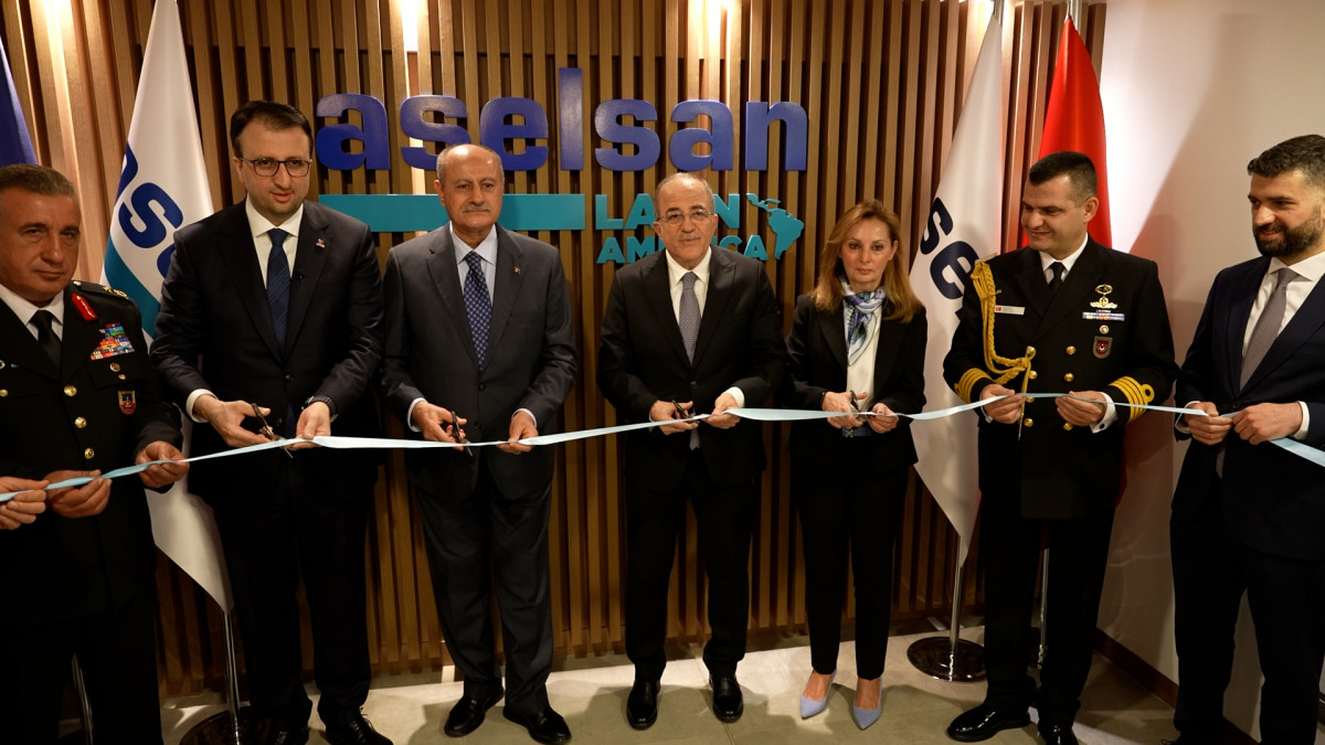 Corte de cinta de la oficina de Aselsan Latin America Firma Aselsan