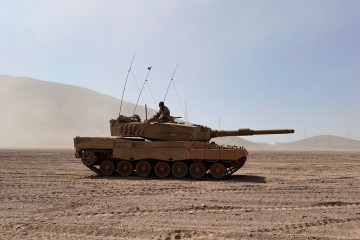 Leopard 2A4 del Grupo de Tanques N8 Exploradores en el ejercicio Armadura II Firma Ejército de Chile