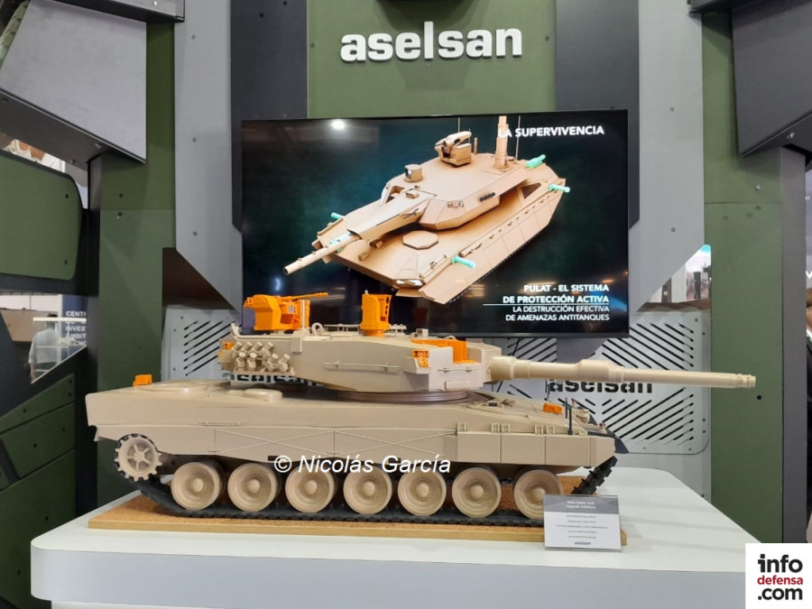 Maqueta de Leopard 2A4 presentado por Aselsan en Fidae 2024 con algunas de las mejoras que recibirá este tanque del Ejército de Chile Firma Nicolás García E