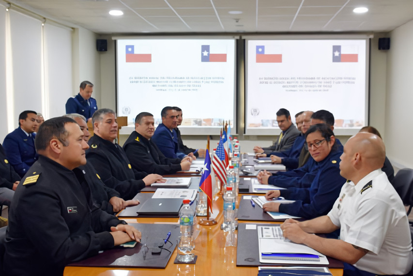 Los representantes de Chile y Texas en la XV Reuniu00f3n Anual de Planificaciu00f3n del Programa de Asociaciu00f3n Estatal (ASPPM) Chile Texas Firma Estado Mayor Conjunto de Chile