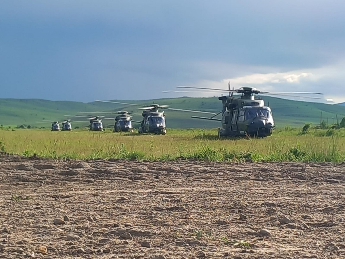 Helicoptero Famet OTAN
